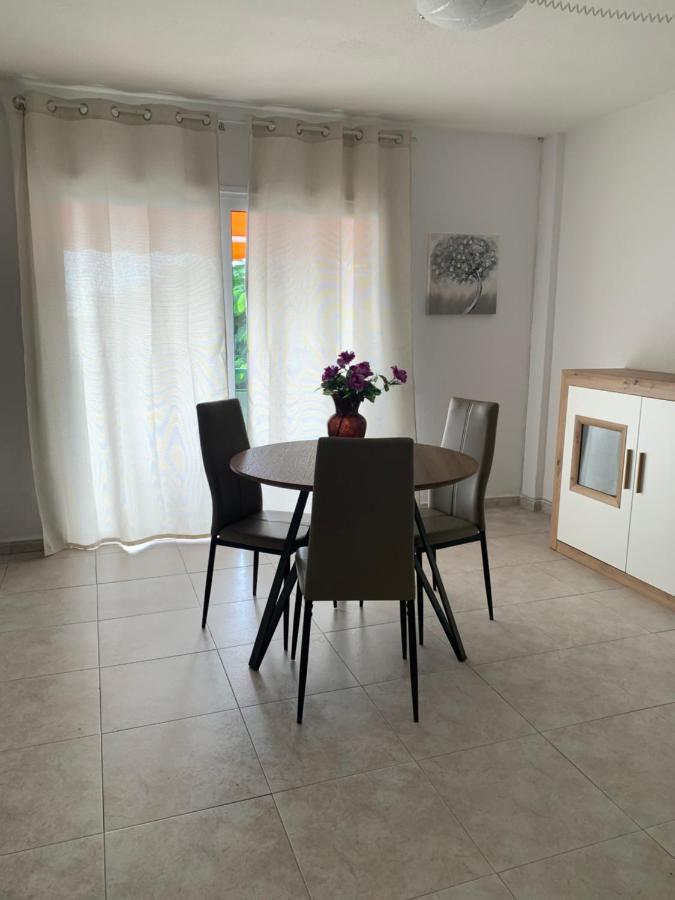 Apartament Comodoro, Situado En Frente Del Mar Los Cristianos  Zewnętrze zdjęcie